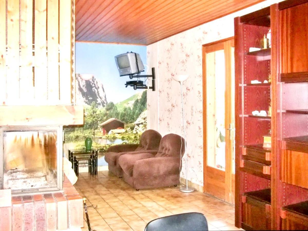 Chalet Charmant A Saint-Gerons Avec Piscine Partagee Экстерьер фото